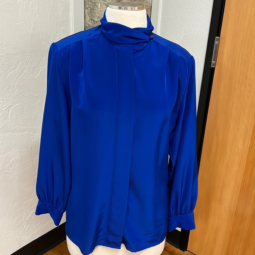 Vintage Pendleton Sophisticates Cobalt Blue Long Sleeve Button Blouse Size 10